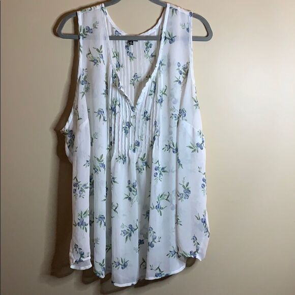Torrid White Sheer Blueberry Print Tank Top - Picture 2 of 6